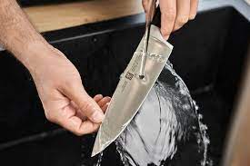 Are Henckel knives dishwasher safe