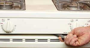 Does the oven self-clean give off carbon monoxide