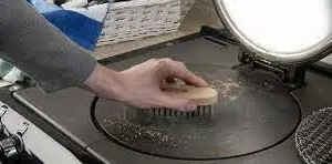 How to clean hot plate